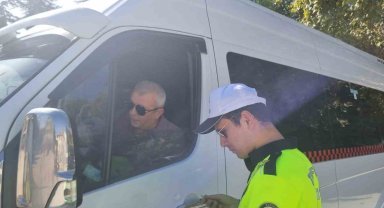 Polis ekipleri okul servislerini denetledi