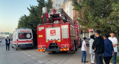 "Basın mensubuyum" dedi, kameralara saldırdı