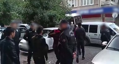 Yasadışı yollarla ülkeye giriş yapan 54 kişi yakalandı