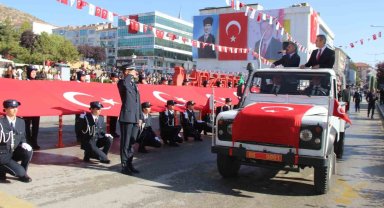 Yozgat'ta Cumhuriyet'in 100. yılı coşkuyla kutlandı