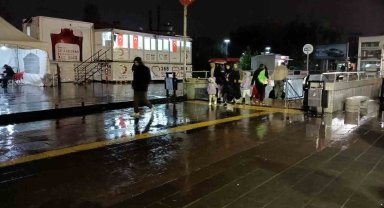 Ankara'da sağanak yağış başladı