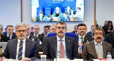 Bakan Tekin'den 'Öğretmenlik Meslek Kanunu' açıklaması: "Gerekli adımları atacağız"