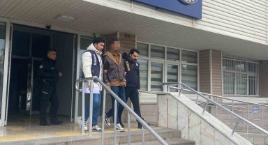 Banka kartlarını kiraya vererek dolandırıcılık yapıyordu, siber polise yakalandı