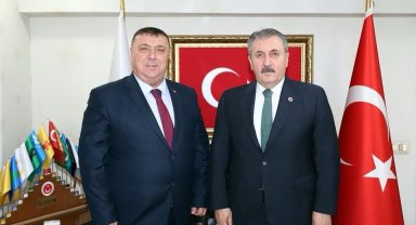 Başkan Alp'ten Destici'ye ziyaret