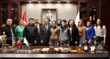 Başkan Ataç Özel Gereksinimli Gençlerle buluştu