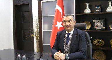 Başkan Büyüksimitci: "Geleceğin mimarı öğretmenlerimize minnet borçluyuz"