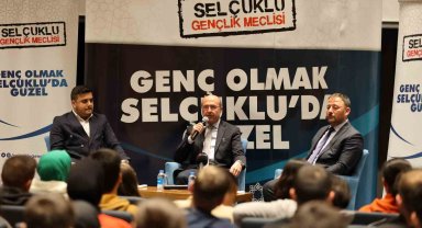 Başkan Pekyatırmacı: "Her zaman gençlerimizin, öğrencilerimizin yanındayız"