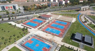 Büyükşehir'den millet bahçesine tenis kortu ve plaj voleybolu tesisi