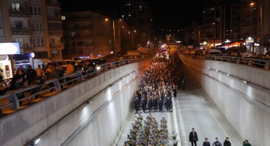 Çankırı'da Atatürk meşaleli yürüyüşle anıldı