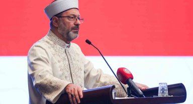 Diyanet İşleri Başkanı Erbaş'tan kadına yönelik şiddete karşı mesaj