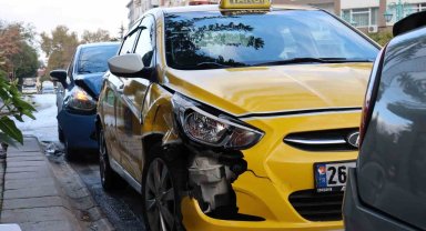 Eskişehir'de zincirleme trafik kazası oldu