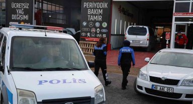 Esnaf konuşmayı duydu, vatandaş dolandırılmaktan kurtuldu