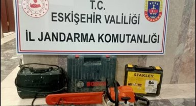 Evden hırsızlık yapan şahıslara jandarma operasyonu