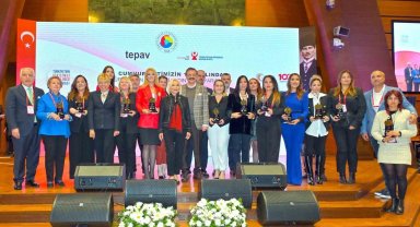 Girişimci kadınların "2023 yıldızları" ödüllendirildi