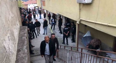Haber alınamayan kadın yatağının altında ölü bulundu, 4 kişi gözaltına alındı