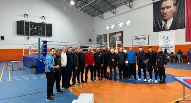 İller Arası Boks Müsabakaları Niğde'de Yapıldı