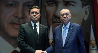 İYİ Parti'den istifa eden Hatipoğlu, AK Parti'ye katıldı