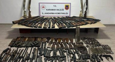 Karaman'da jandarmanın denetimlerinde mini cephanelik ele geçirildi