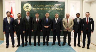 Kayseri OSB Yönetimi, Bakan Özhaseki'yi ziyaret etti