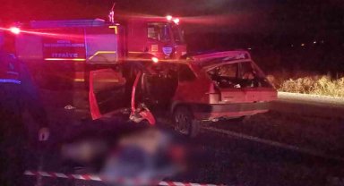 Konya'da otomobil kamyonla çarpıştı, aynı aileden 4 kişi hayatını kaybetti