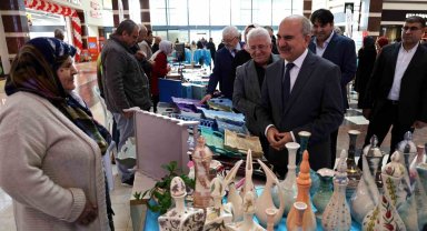 Konya'da TRSM danışanlarının "Ruhumun Işığı Sönmesin" sergisi açıldı
