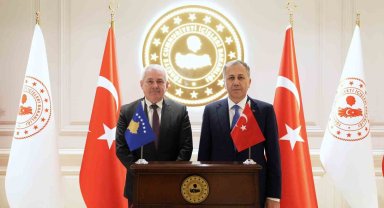 Kosova İçişleri Bakanı Sveçla'dan, Bakan Yerlikaya'ya ziyaret
