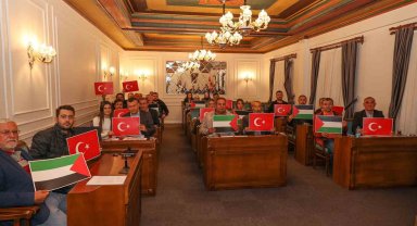 Nevşehir Belediye Meclisi İsrail'i kınadı