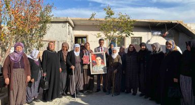 Niğde Şehit Ailelerinden Şehit Onur Özbek'in Ailesine Ziyaret