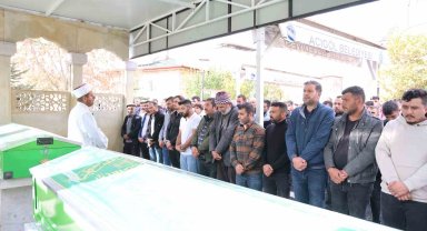 Patlamada hayatını kaybeden iki kardeş birlikte defnedildi