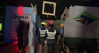 Polis ekipleri okul çevrelerinde denetimlerini arttırdı