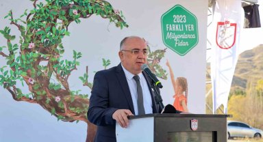 Sivas'ta 30 bin fidan toprakla buluştu