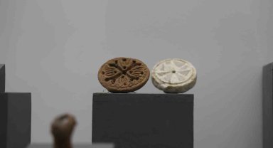 Sivas'ta bulunan bin 500 yıllık ekmek mührü Arkeoloji Müzesi'nde sergileniyor