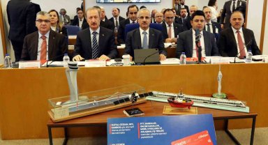 Ulaştırma ve Altyapı Bakanı Uraloğlu, bakanlığının 2024 yılı bütçesinde konuştu