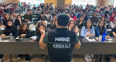 Üniversite öğrencilerine narkotik bağımlılığı konferansı