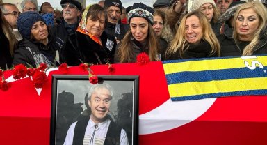Ünlü sunucu Metin Uca son yolculuğuna uğurlandı