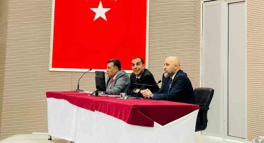 Vali Taşolar ve İl Sağlık Müdürü Dr. Sarıkaya sağlık çalışanlarının sorunlarını dinledi