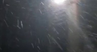 Yıldız Dağı Kayak Merkezi'ne mevsimin ilk karı düştü