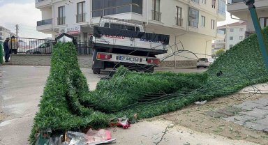 Yüksek tansiyon atağı geçiren sürücü kaza yaptı: 1 yaralı
