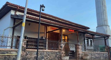 1944 Çerkeş depreminin ardından inşa edilen camii kendine hayran bırakıyor