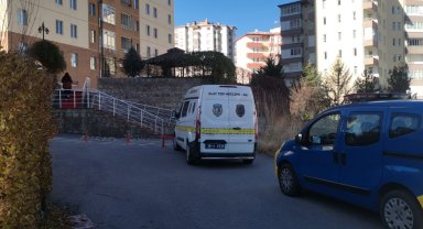 44 yaşındaki şahıs evinde ölü bulundu