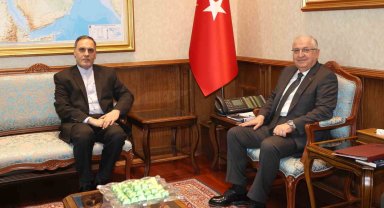 Bakan Güler, İran Büyükelçisi Habibollahzadeh'i kabul etti