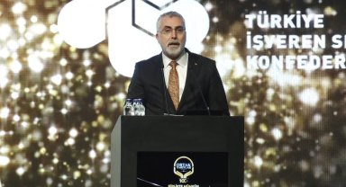 Bakan Işıkhan: " Süreci işçi ve işveren temsilcilerimizle mutabakat arayışıyla yürüteceğiz"