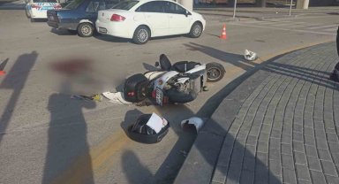 Başkentte hafif ticari araç ile çarpışan motosikletli kurye hayatını kaybetti