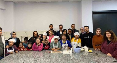 Büyükşehir'in Engelsiz Yaşam Merkezi'nde 'mutfak ve ebru' etkinliği