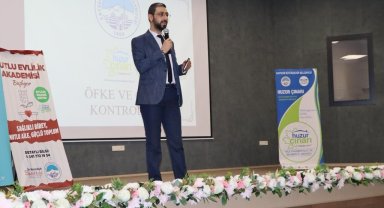 Büyükşehir'in Mutlu Evlilik Akademisi'nde 97 kişi sertifikasını aldı