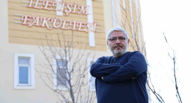 Doç. Dr. Darıcı: "Tüm otobüs yolcuları kayıt altına alınmalı"