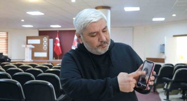 Doç. Dr. Sefer Darıcı: "Tik tok her anlamda denetlenmeli"
