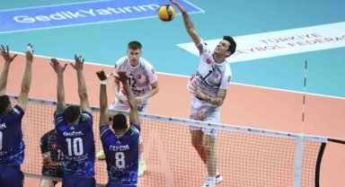 Efeler Ligi: Ziraat Bankkart: 3- Develi Belediyespor: 2