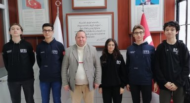Eskişehir Fatih Fen Lisesi ekibi Türkiye Münazara Şampiyonası'na katıldı