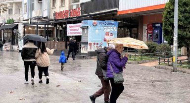 Eskişehir'de yağmur yağışı etkili oldu